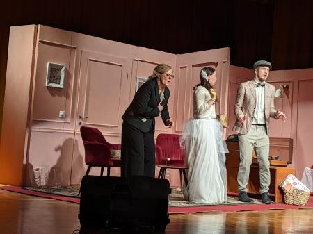 Predstava Hotel Opera odigrana ob Svetovnem dnevu gledališč 18